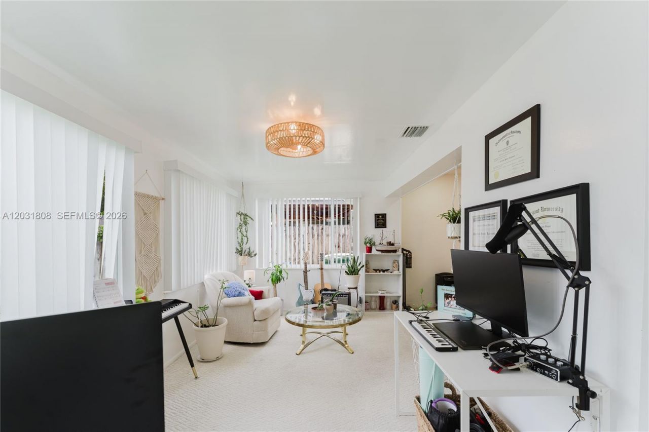 2604 NW 48th St , Tamarac, FL 33309 Photo