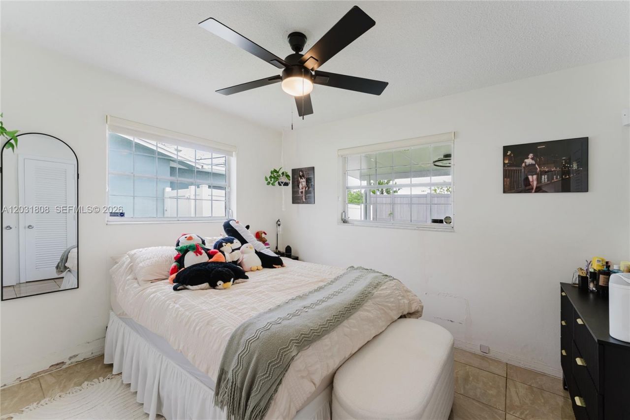 2604 NW 48th St, Tamarac, FL 33309 Photo