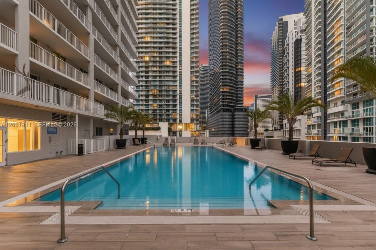 1250 S Miami Ave, Unit 1701, Miami, FL 33130 Photo