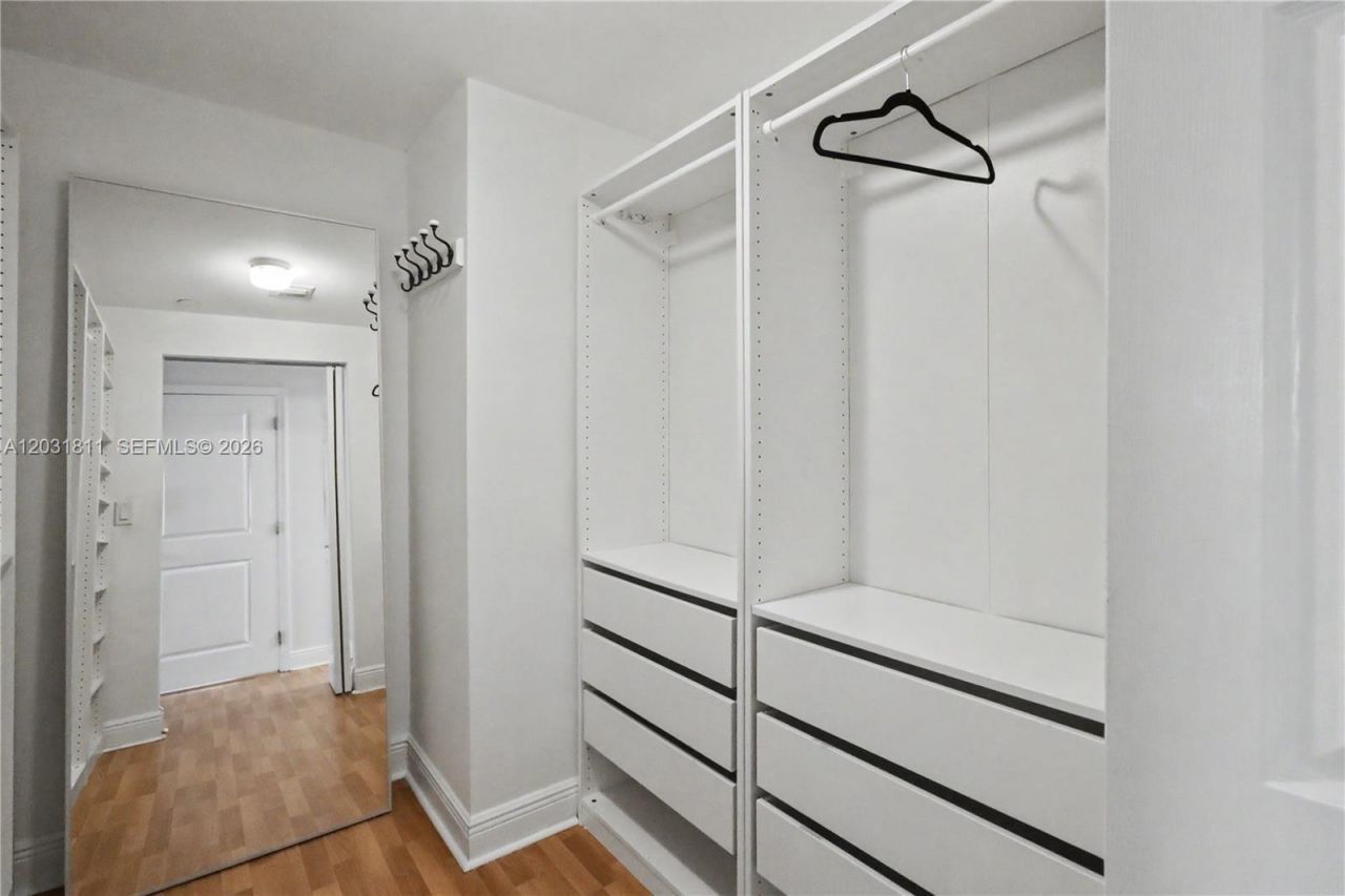 1250 S Miami Ave, Unit 1701, Miami, FL 33130 Photo