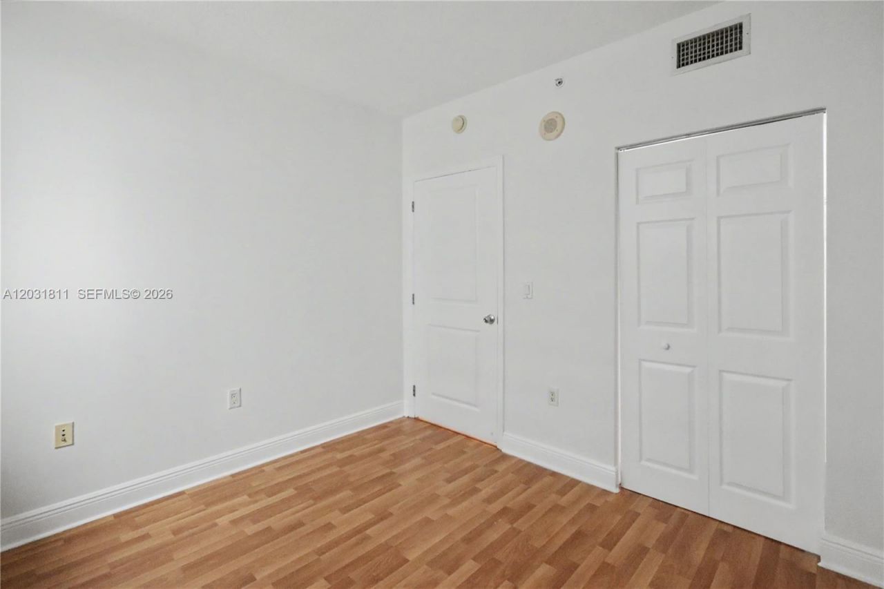 1250 S Miami Ave, Unit 1701, Miami, FL 33130 Photo