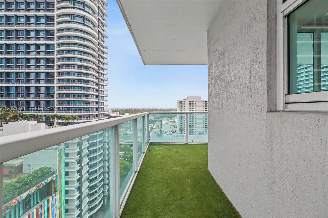 1250 S Miami Ave, Unit 1701, Miami, FL 33130 Photo
