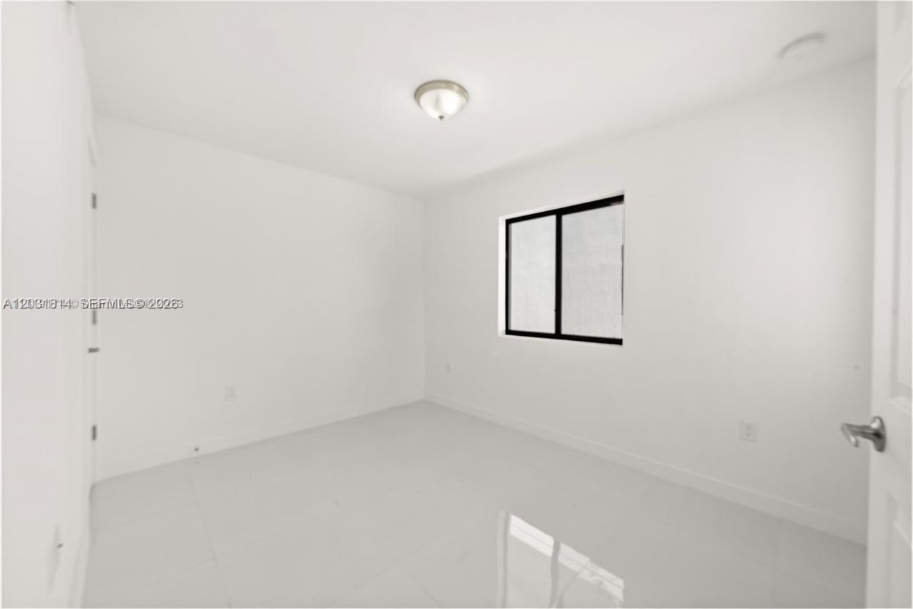 2243 NW 50th St, Unit 2, Miami, FL 33142 Photo