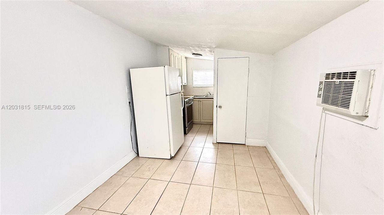 1878 NW 112th Ter , Unit 1, Miami, FL 33167 Photo