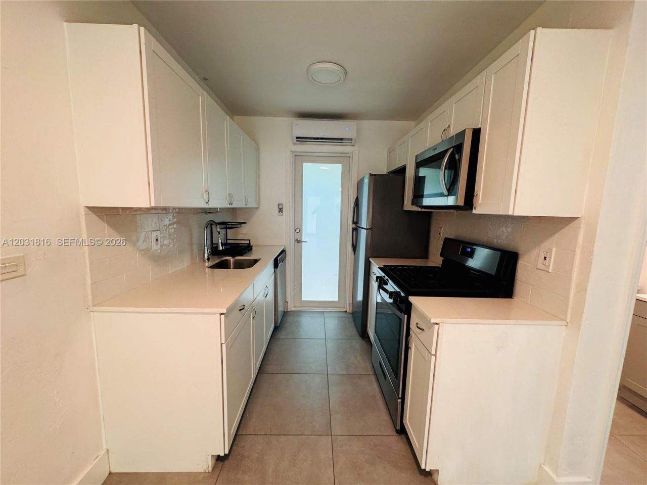 75 Washington Ave , Unit 10, Miami Beach, FL 33139 Photo