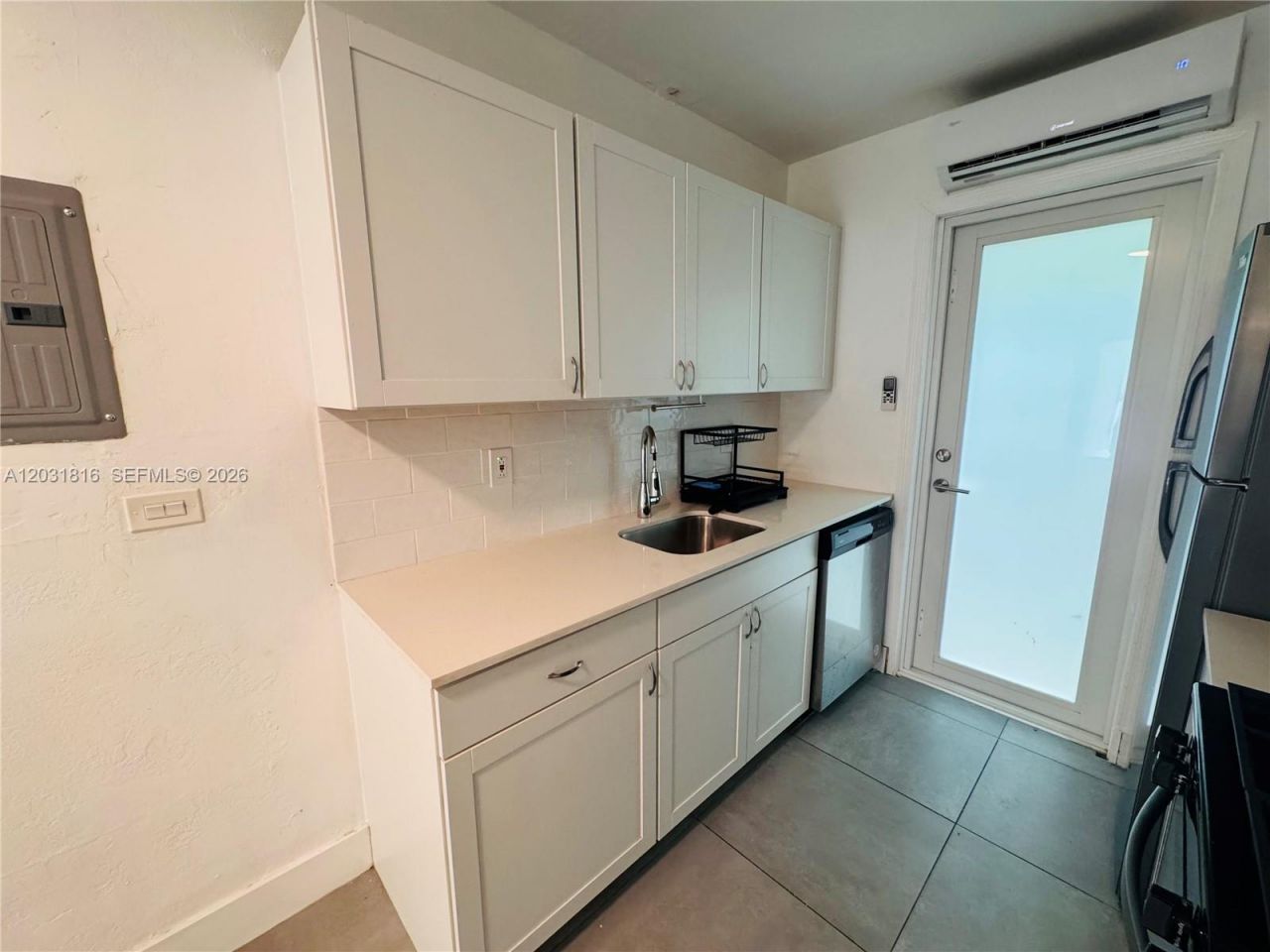 75 Washington Ave , Unit 10, Miami Beach, FL 33139 Photo