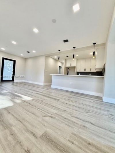 1800 SW 75th Ave Rd , Miami, FL 33155 Photo