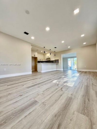 1800 SW 75th Ave Rd , Miami, FL 33155 Photo