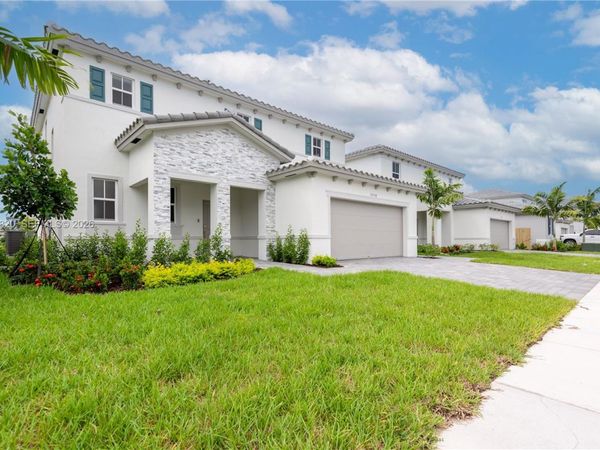 2636 SE 8th Ct , Homestead, FL 33035