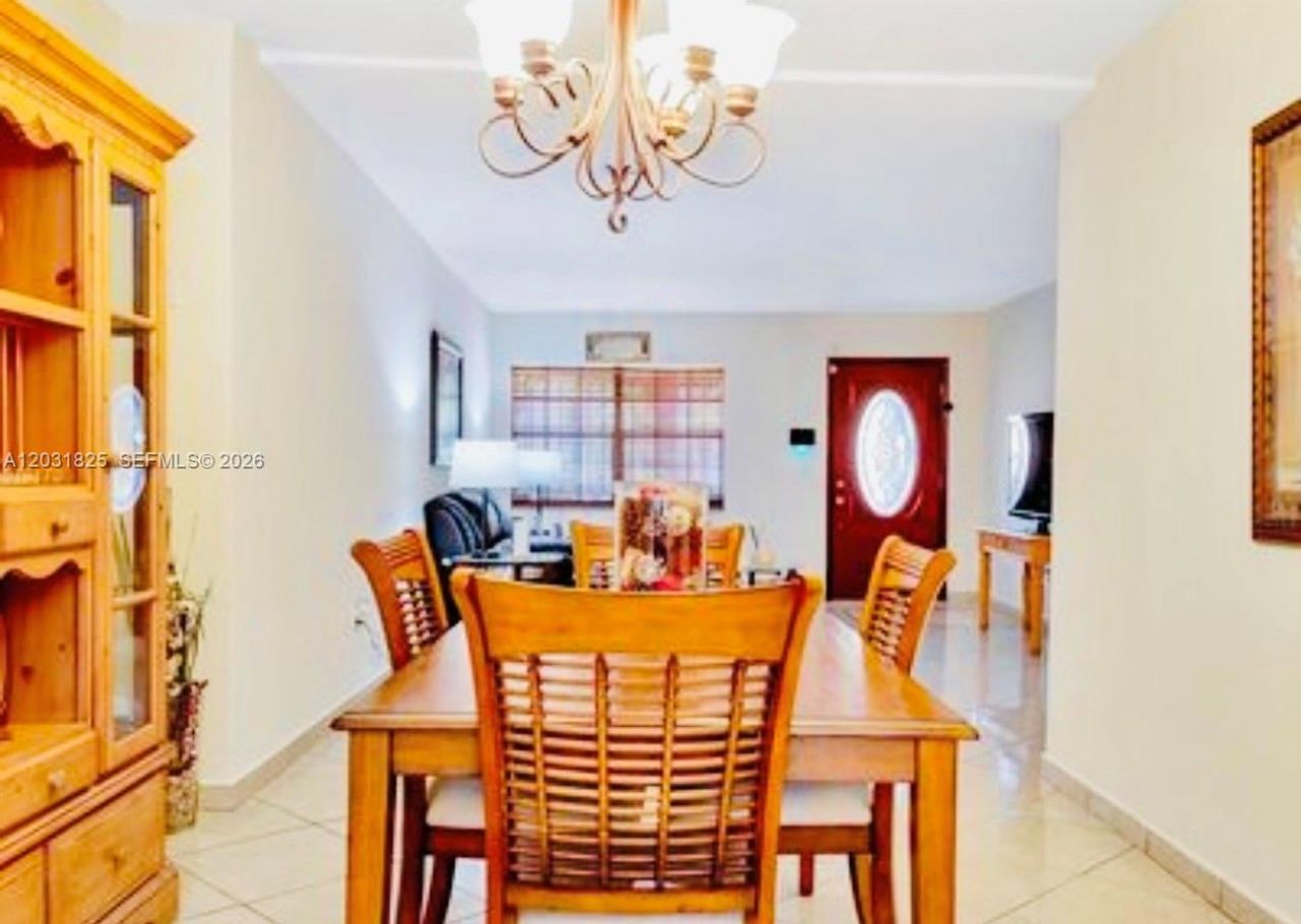 2424 SW 21st Ter , Miami, FL 33145 Photo