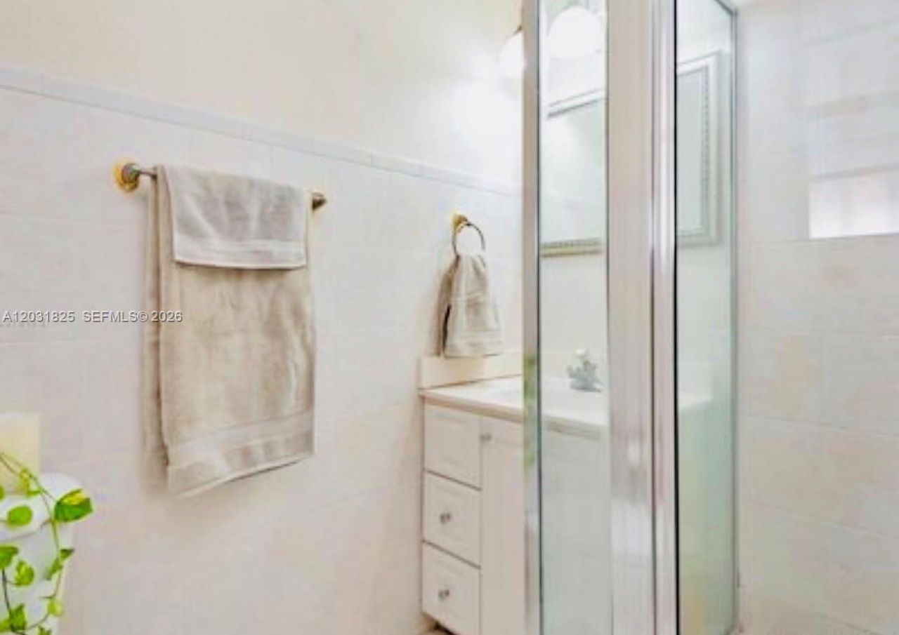 2424 SW 21st Ter , Miami, FL 33145 Photo