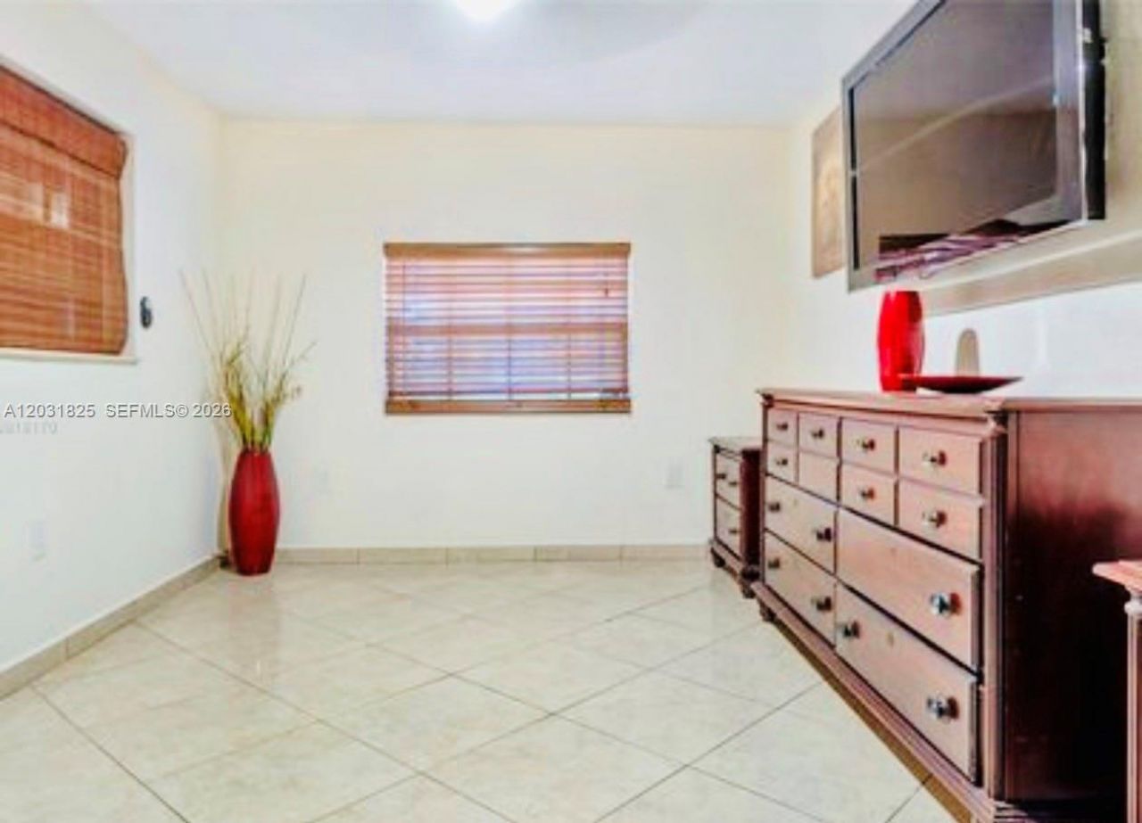 2424 SW 21st Ter , Miami, FL 33145 Photo