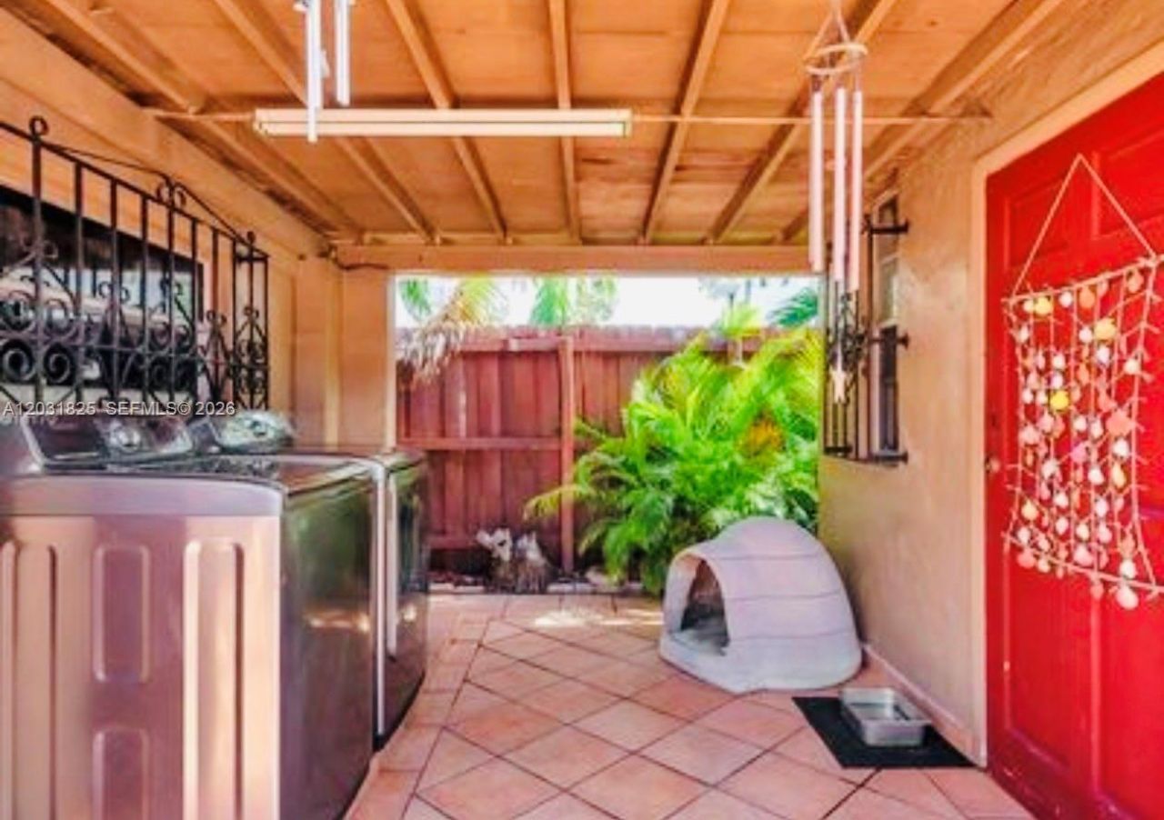 2424 SW 21st Ter , Miami, FL 33145 Photo