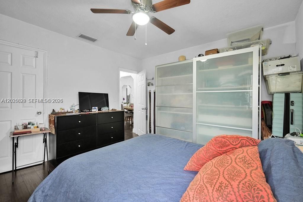 600 NW 34th Ave , Miami, FL 33125 Photo