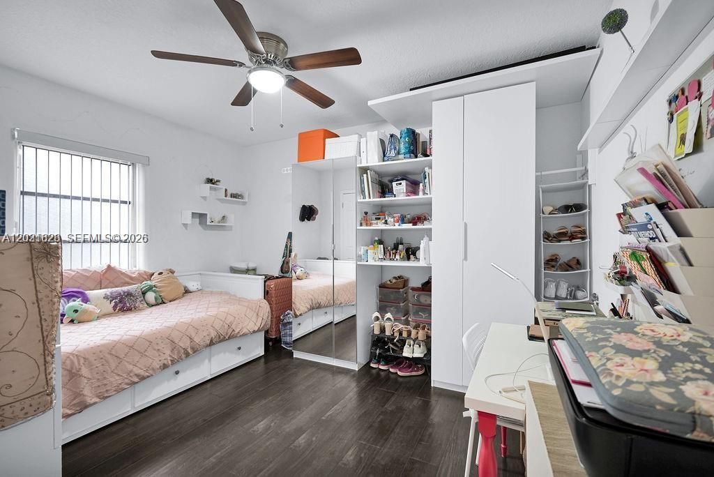 600 NW 34th Ave , Miami, FL 33125 Photo