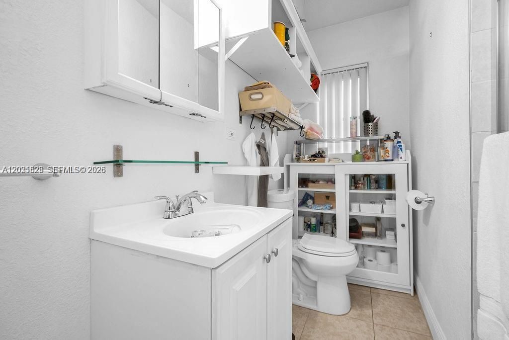 600 NW 34th Ave , Miami, FL 33125 Photo