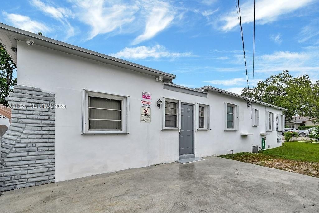 600 NW 34th Ave , Miami, FL 33125 Photo