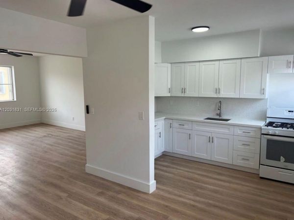7730 Byron Ave , Unit 4, Miami Beach, FL 33141