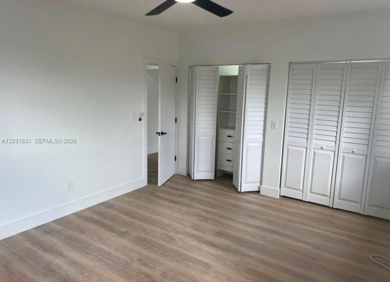 7730 Byron Ave, Unit 4, Miami Beach, FL 33141 Photo