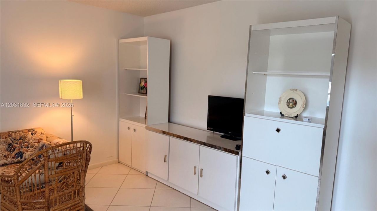 322 Piedmont G, Unit 322 G, Delray Beach, FL 33484 Photo