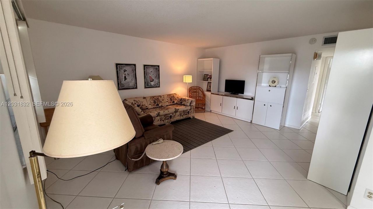 322 Piedmont G, Unit 322 G, Delray Beach, FL 33484 Photo