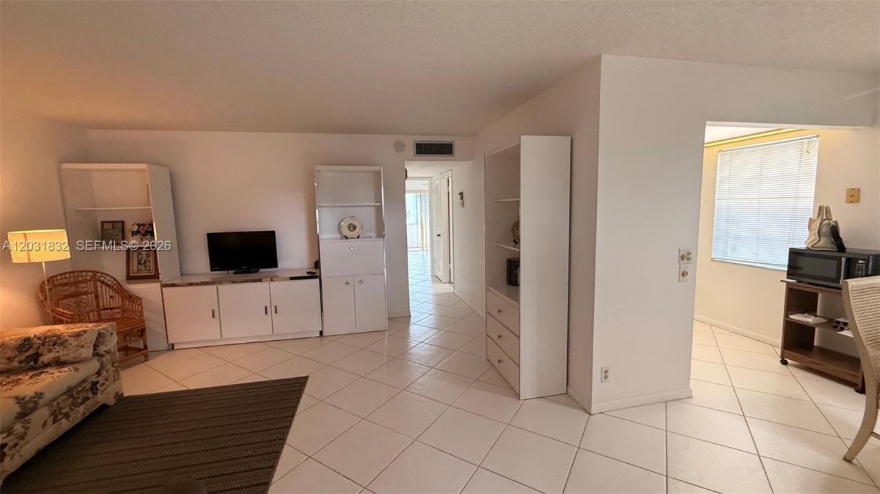 322 Piedmont G, Unit 322 G, Delray Beach, FL 33484 Photo