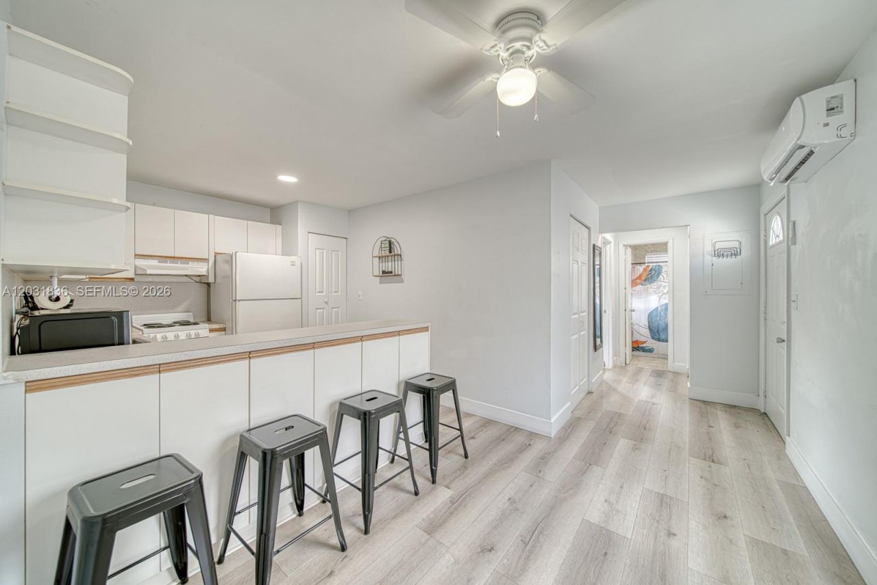 7622 SW 21st St, Unit 7622, Miami, FL 33155 Photo