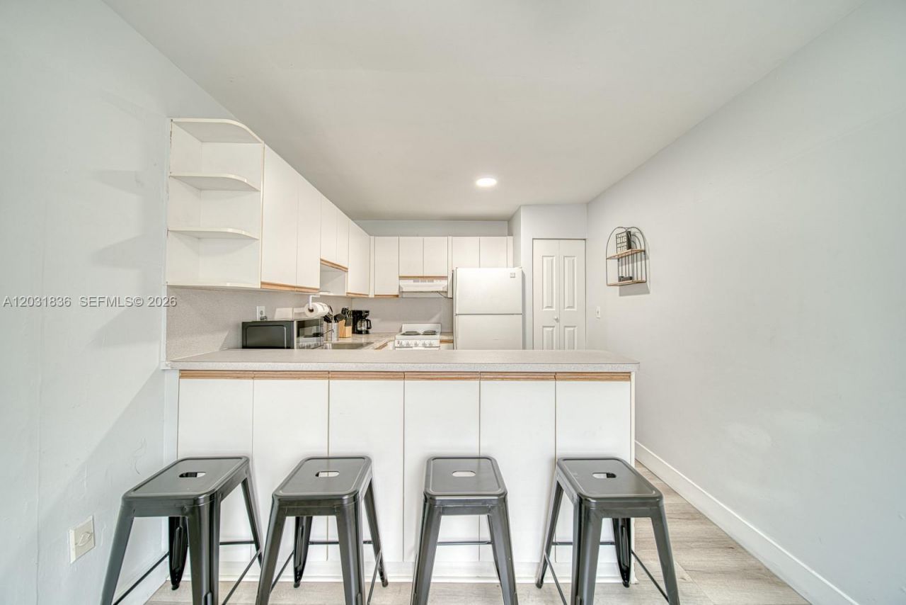 7622 SW 21st St, Unit 7622, Miami, FL 33155 Photo