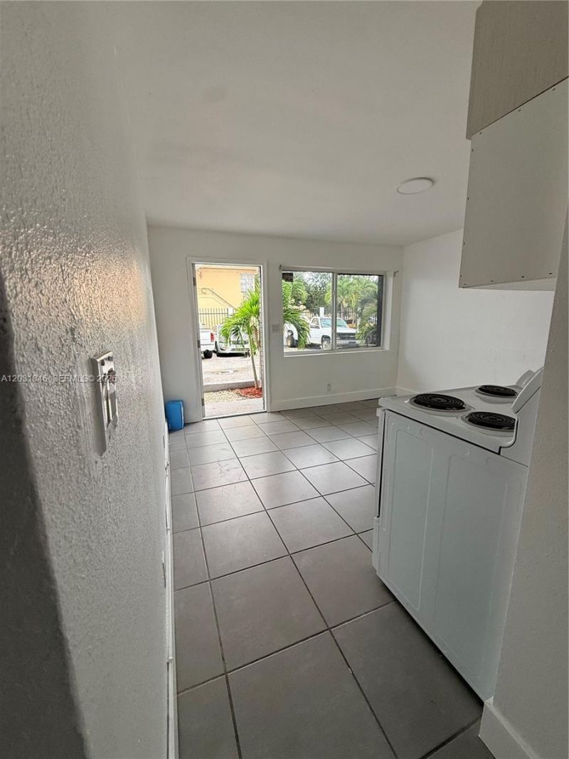 7824 NW 5th Ct, Unit 7, Miami, FL 33150 Photo