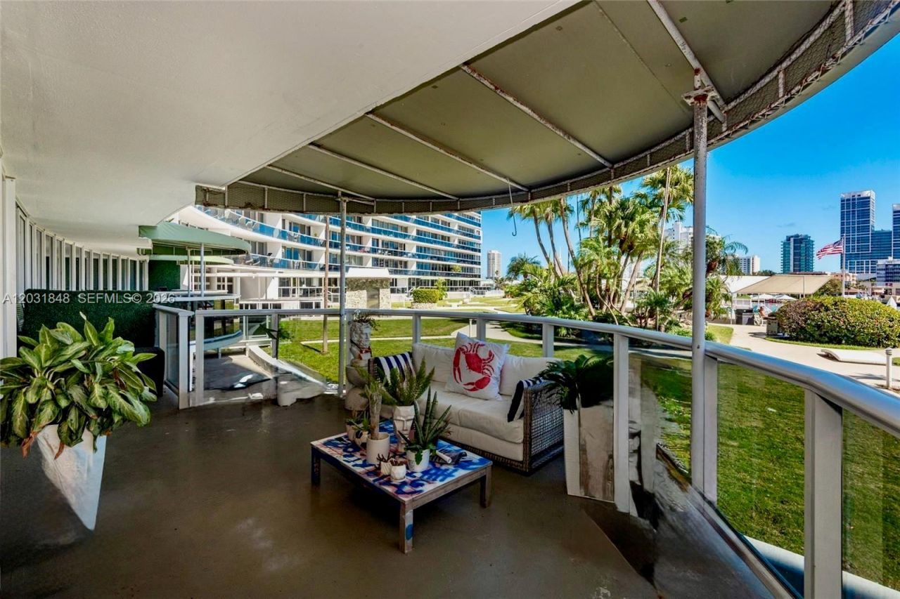 900 Bay Dr , Unit 122, Miami Beach, FL 33141 Photo