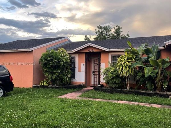 Hialeah, FL 33015