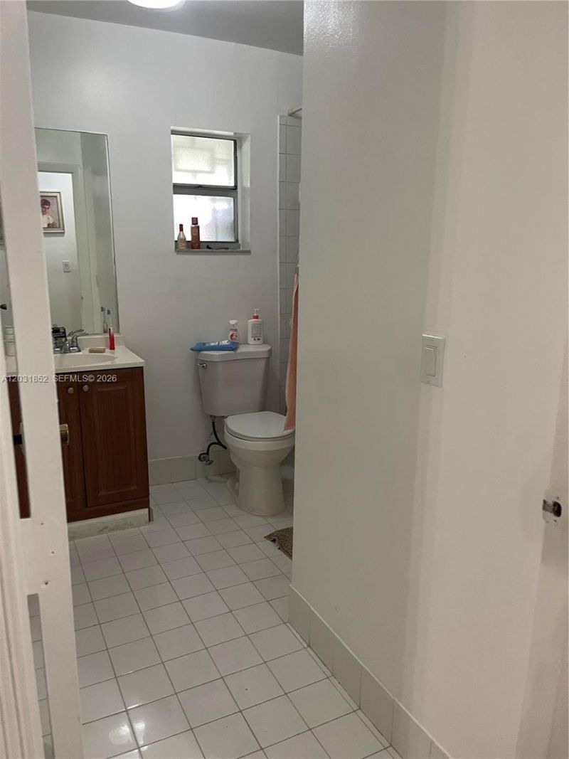19391 NW 57th Ct, Hialeah, FL 33015 Photo