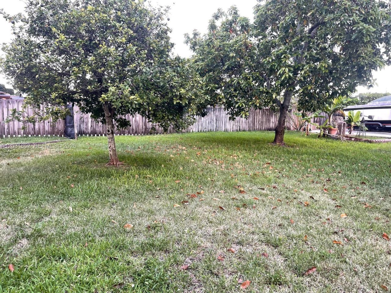 19391 NW 57th Ct, Hialeah, FL 33015 Photo