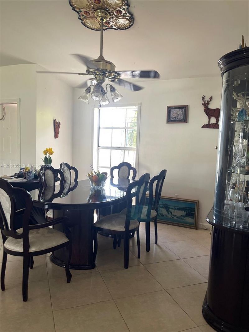 19391 NW 57th Ct, Hialeah, FL 33015 Photo