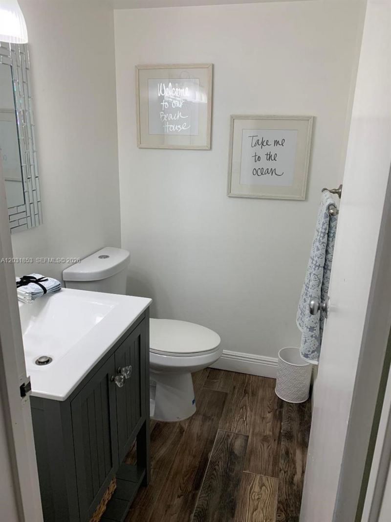 2625 Collins Ave , Unit 502, Miami Beach, FL 33140 Photo