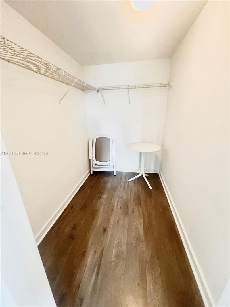 31 SE 6th St , Unit 2307, Miami, FL 33131 Photo
