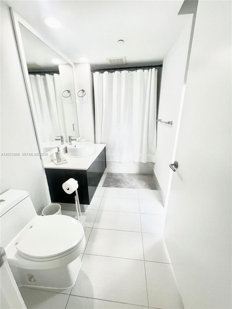 31 SE 6th St , Unit 2307, Miami, FL 33131 Photo