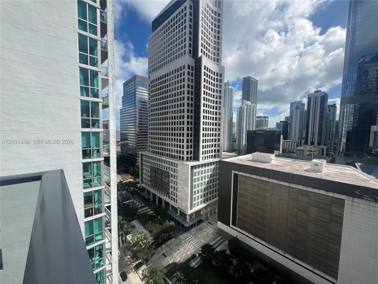 31 SE 6th St , Unit 2307, Miami, FL 33131 Photo