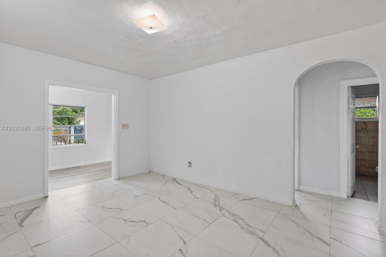 836 NW 29th Ter , Miami, FL 33127 Photo