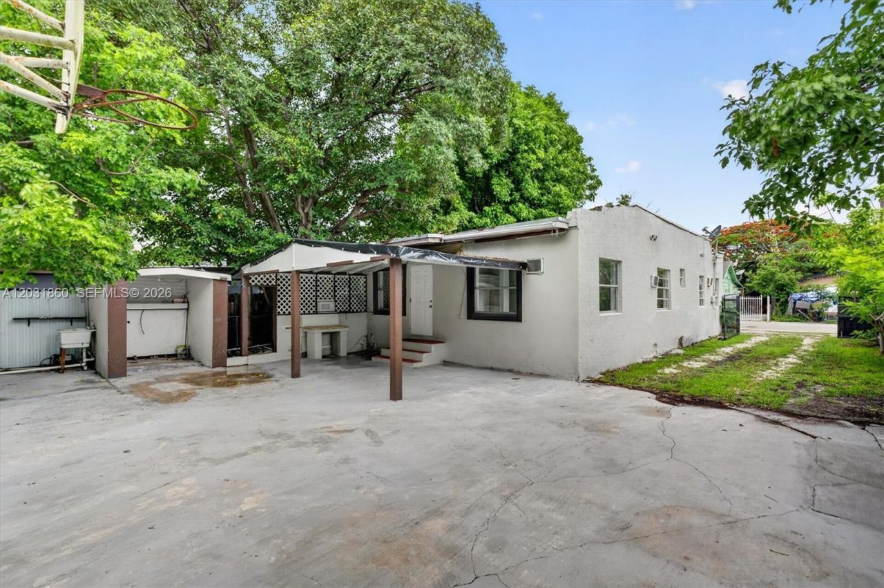 836 NW 29th Ter , Miami, FL 33127 Photo