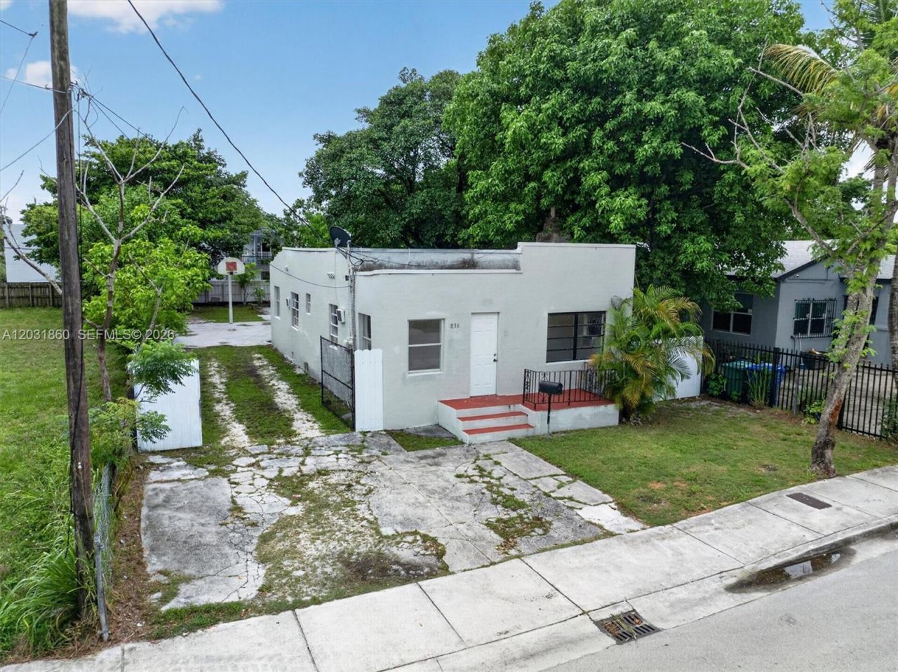 836 NW 29th Ter , Miami, FL 33127 Photo