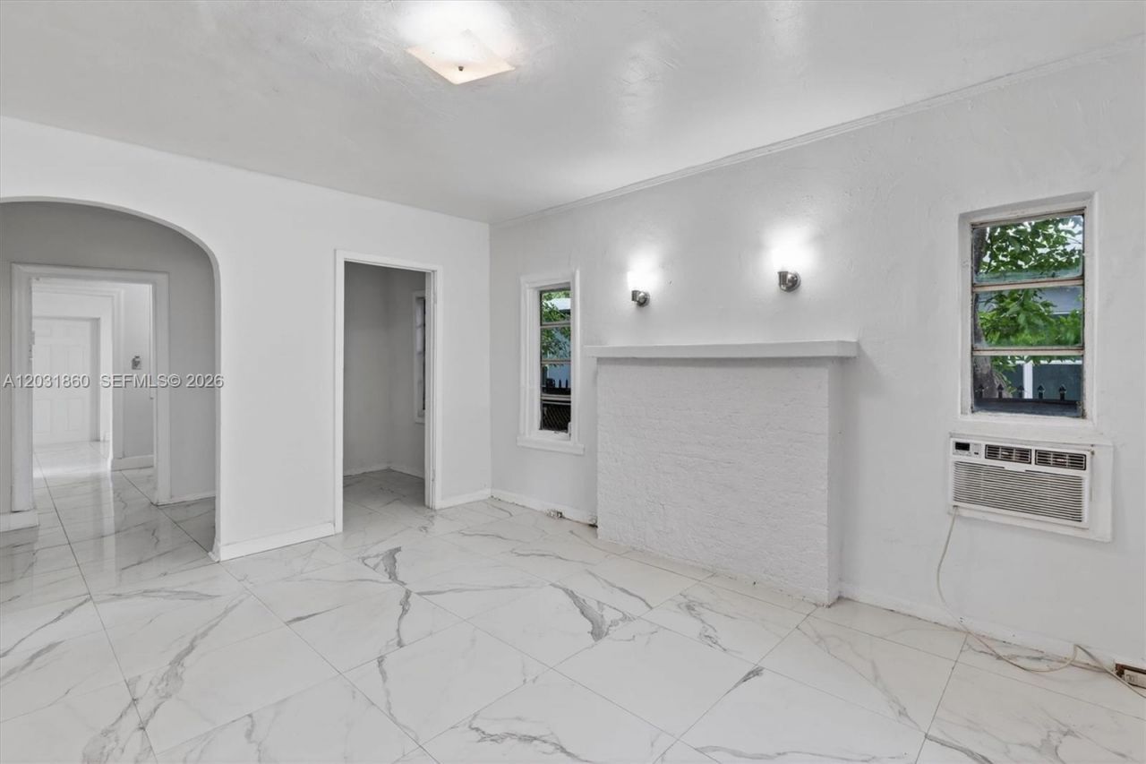 836 NW 29th Ter , Miami, FL 33127 Photo