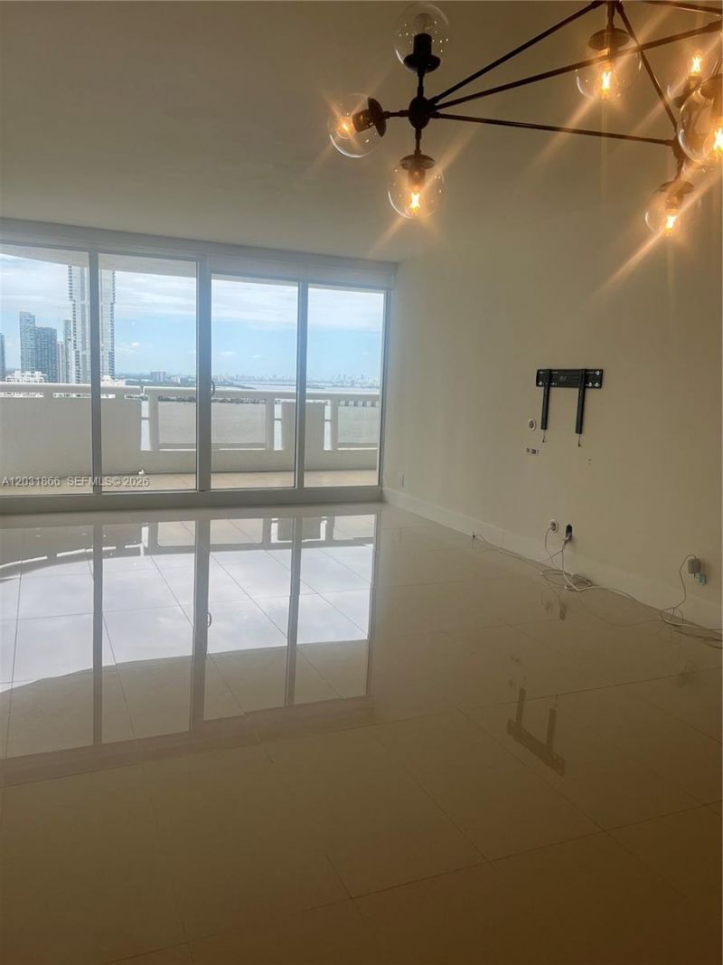 1717 N Bayshore Dr , Unit A-3337, Miami, FL 33132 Photo