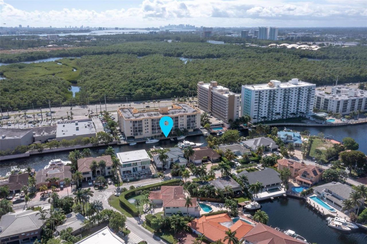 2940 NE 164th St , North Miami Beach, FL 33160 Photo