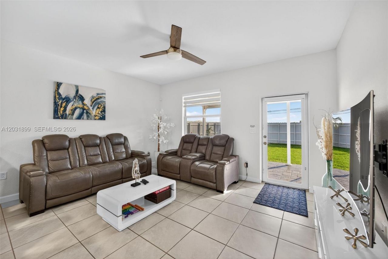 21363 SW 127th Ct, Miami, FL 33177 Photo