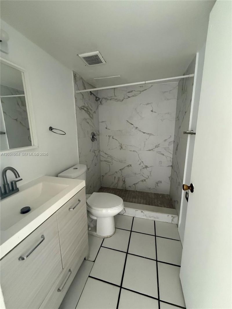 15316 SW 72nd St , Unit 19-14, Miami, FL 33193 Photo