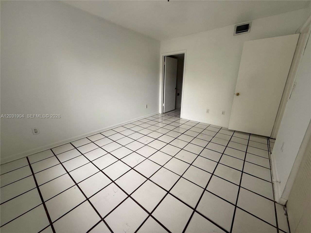 15316 SW 72nd St , Unit 19-14, Miami, FL 33193 Photo