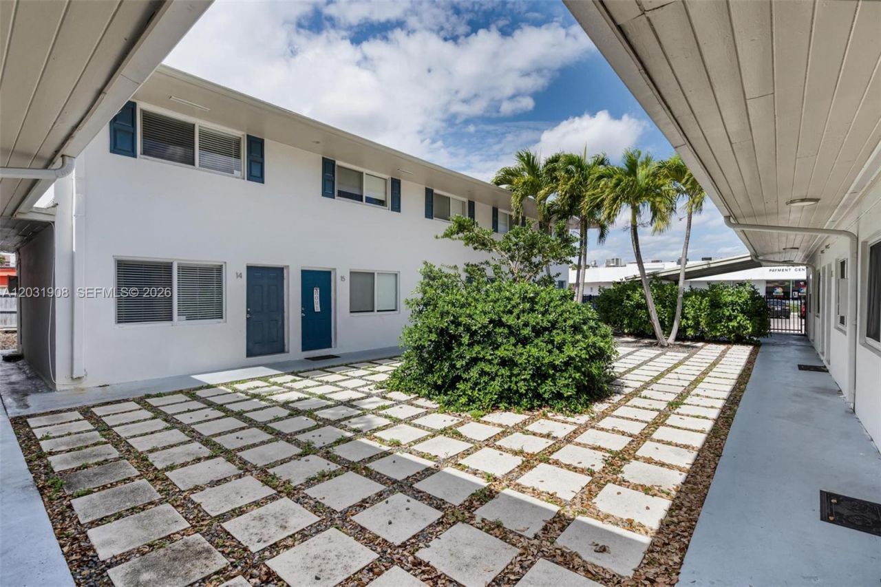 730 NE 128th St , Unit 7, North Miami, FL 33161 Photo