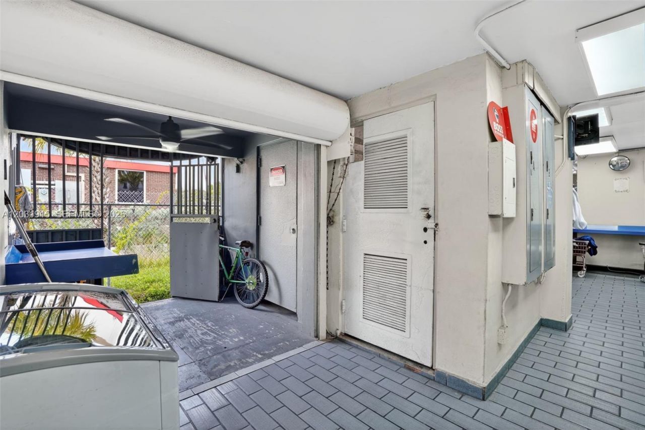 Please Call For Address, Hialeah, FL 33010 Photo