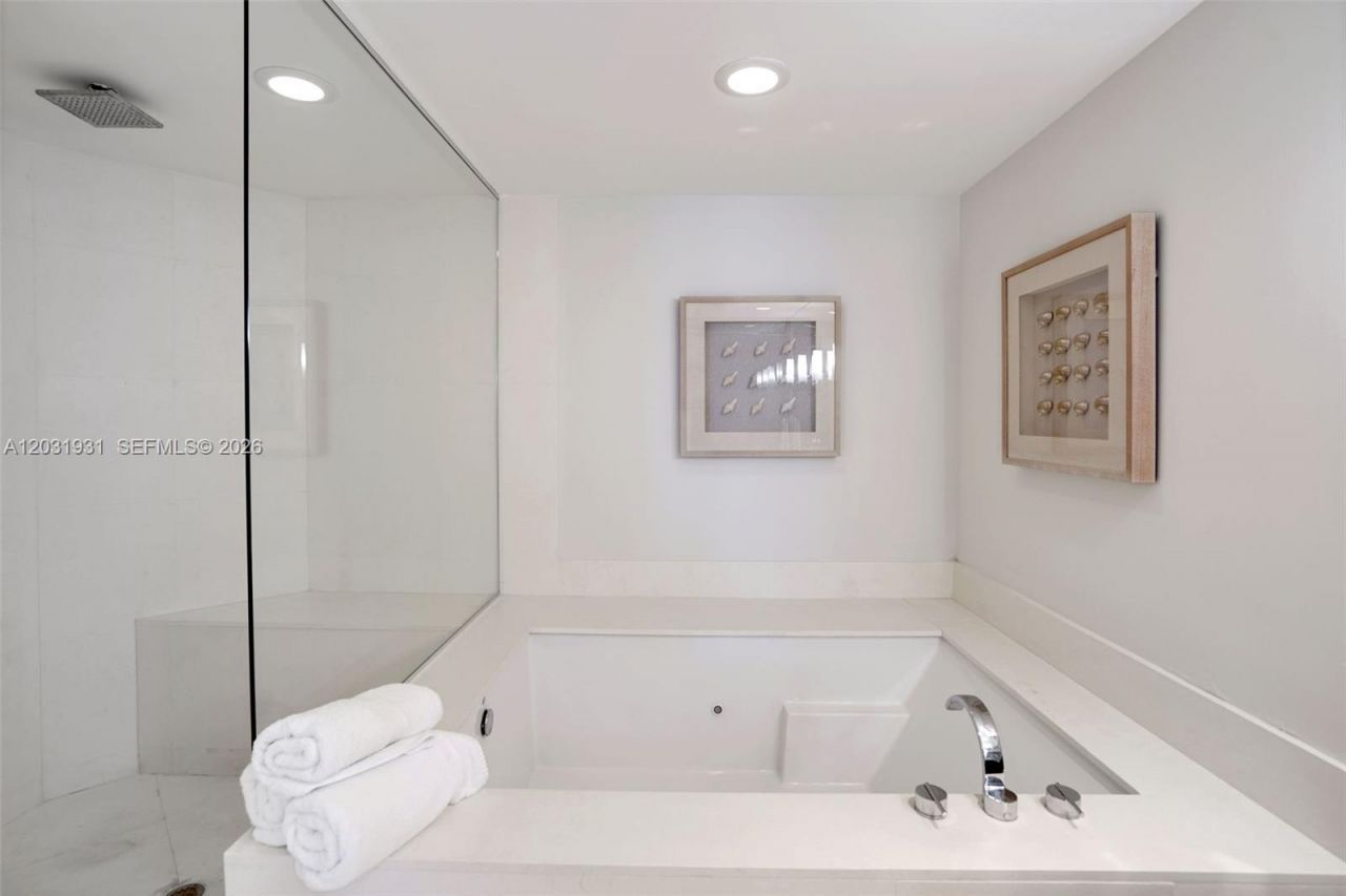 2711 S Ocean Dr , Unit 2803, Hollywood, FL 33019 Photo